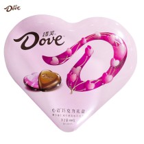 Scatola regalo di cioccolatini a forma di cuore Dove