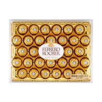 Ferrero Rocher Chocolat et Noisette Une Boîte de 32 Pièces