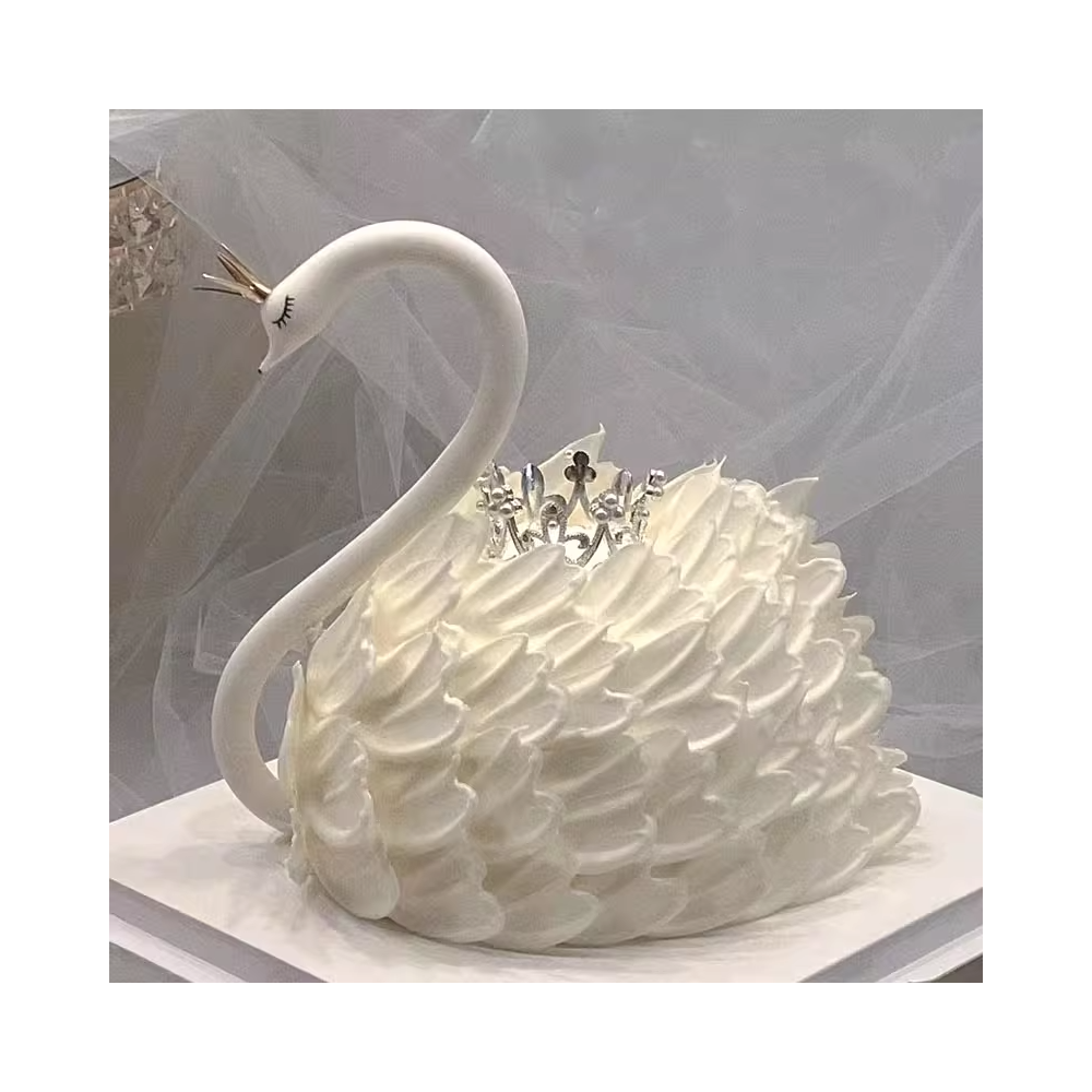 [Local cake shop] Torta di compleanno cigno bianco elegante e infuocato