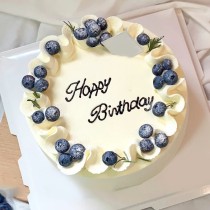 Round Shaped Blueberry Birthday Cake