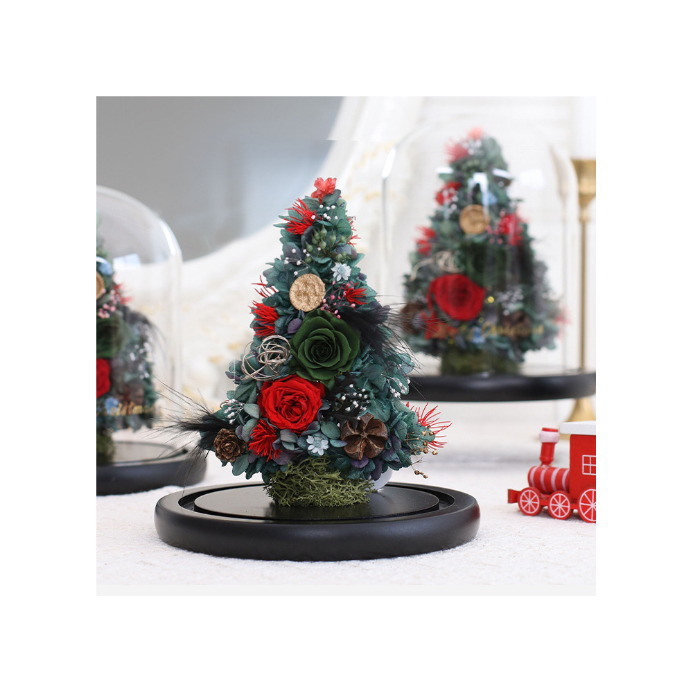 Mini Christmas Tree Composed of Preserved Flowers