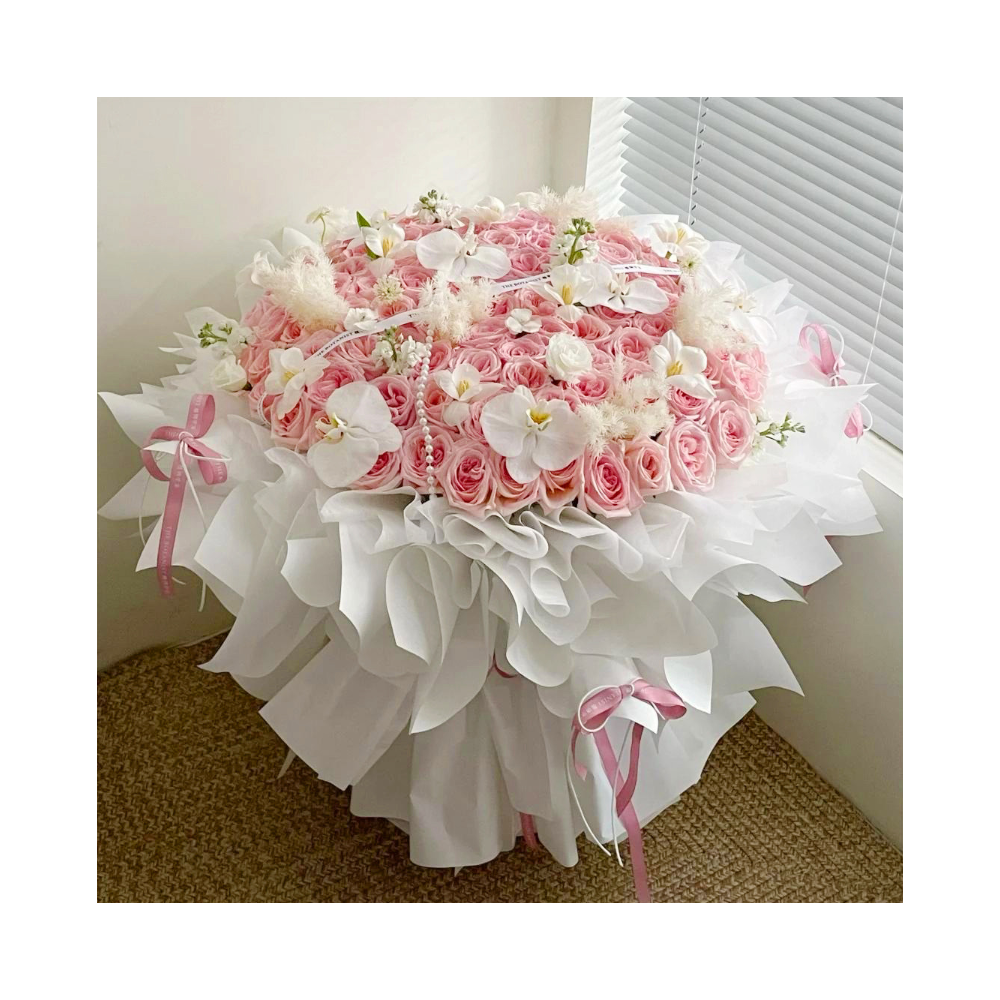 The Bouquet of Flowers « Pink Love »