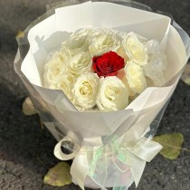 The bouquet of flowers « I love you »